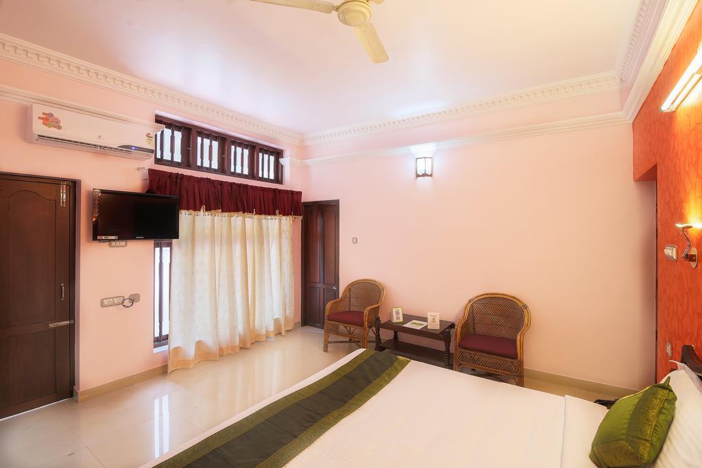 Hotel Treebo Moonlight Thiruvananthapuram Exterior foto