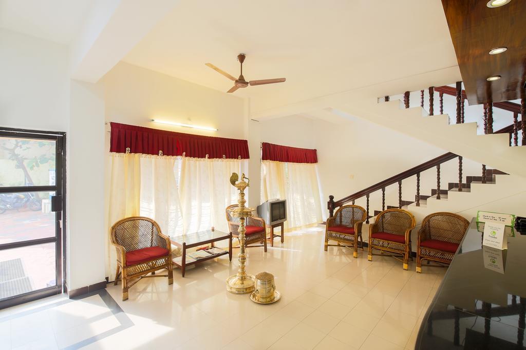 Hotel Treebo Moonlight Thiruvananthapuram Exterior foto